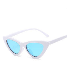 Load image into Gallery viewer, HINDFIELD Retro Cat Eye Sunglasses Women Brand Designer Vintage Sun glasses Women Eyewear Oculos De Sol Feminino CJ9788